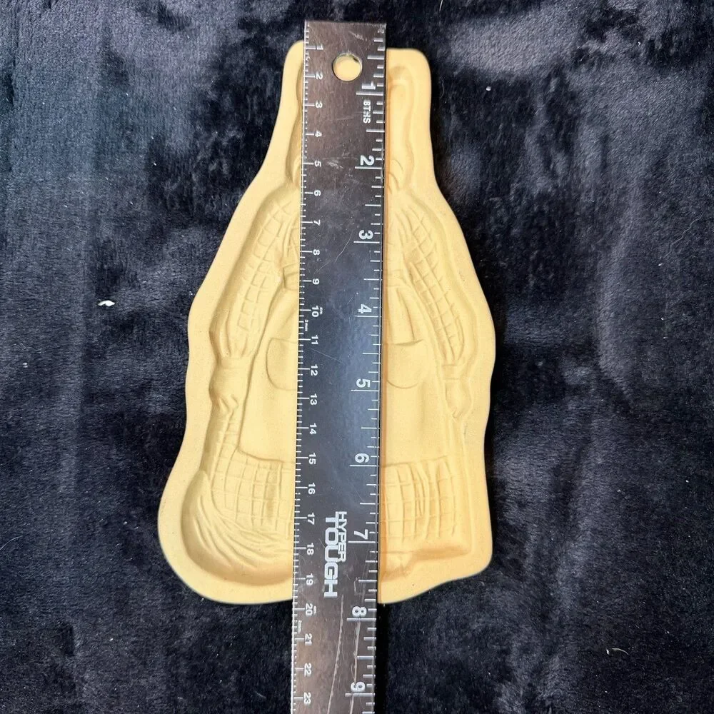 Brown Bag Cookie Art Molds Spot the Dog & Mama Kitty Cat Set of 2 Vintage 1988